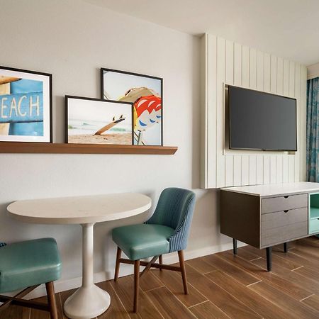 Doubletree By Hilton Ocean City Oceanfront Exterior photo