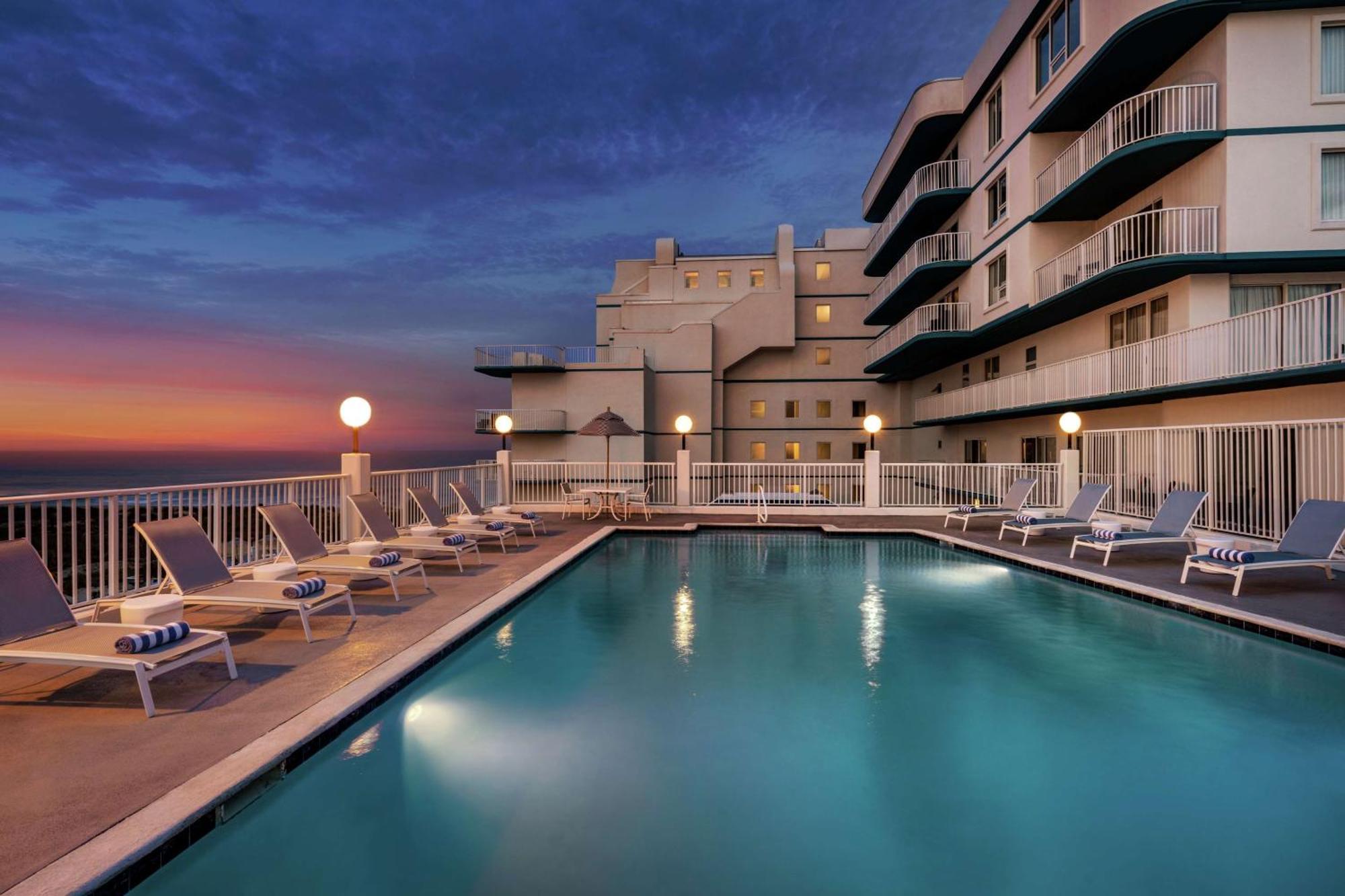 Doubletree By Hilton Ocean City Oceanfront Exterior photo